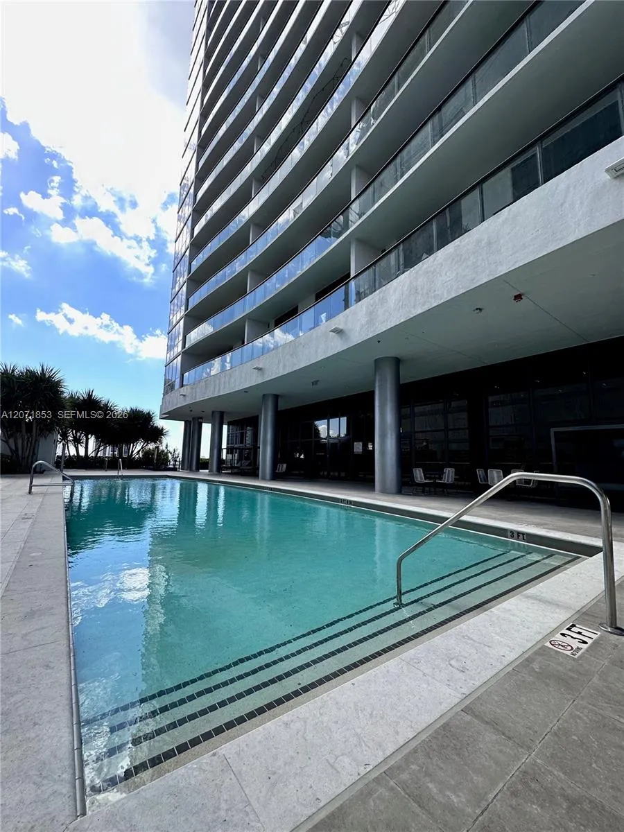 1600 NE 1st Ave #1508 Miami, FL 33132