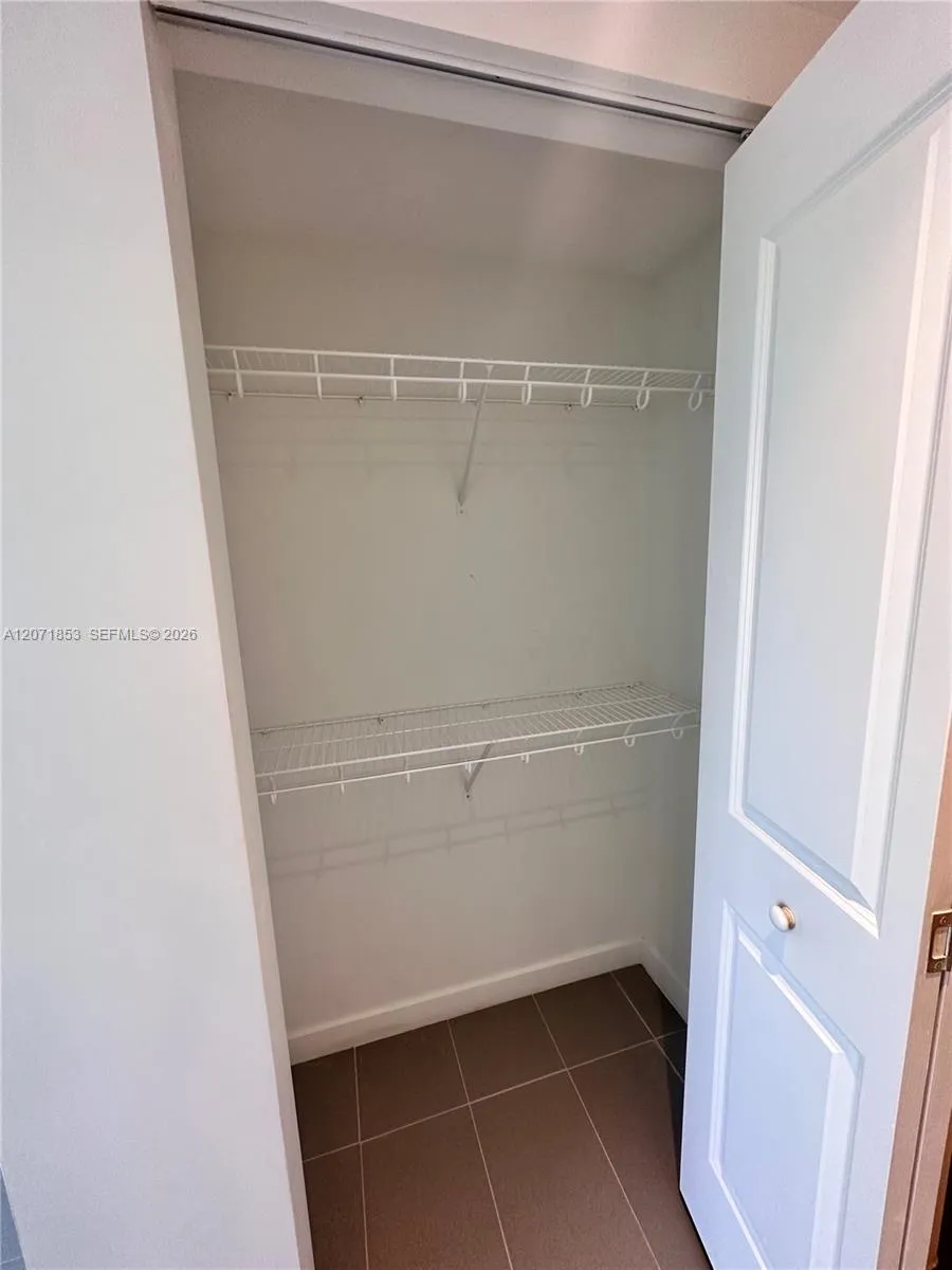 1600 NE 1st Ave #1508 Miami, FL 33132