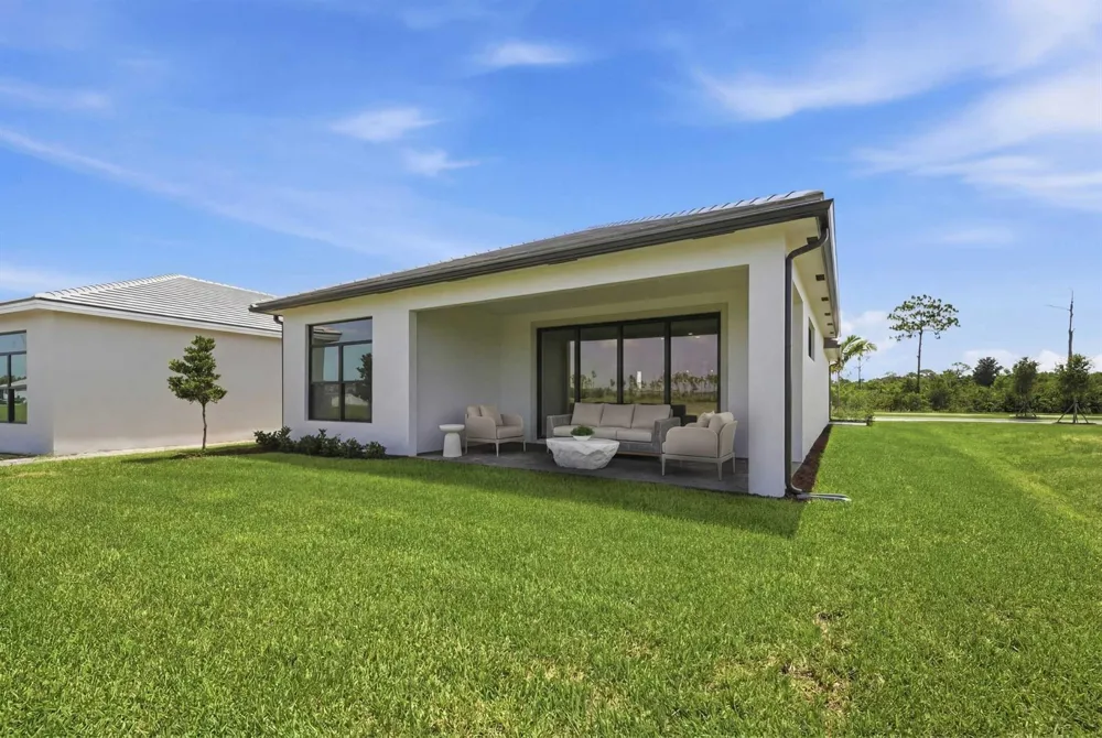 13689 SE Blackwood Drive Port St. Lucie, FL 34984