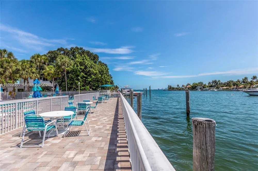 1455 Treasure Dr #7J North Bay Village, FL 33141