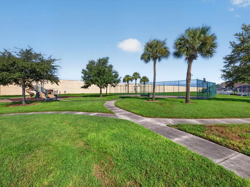 267 ROCHESTER LOOP Davenport, FL 33897