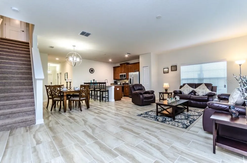 9047 DOGLEG DRIVE Davenport, FL 33896