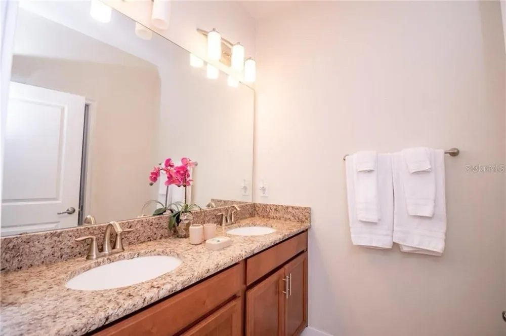 9047 DOGLEG DRIVE Davenport, FL 33896