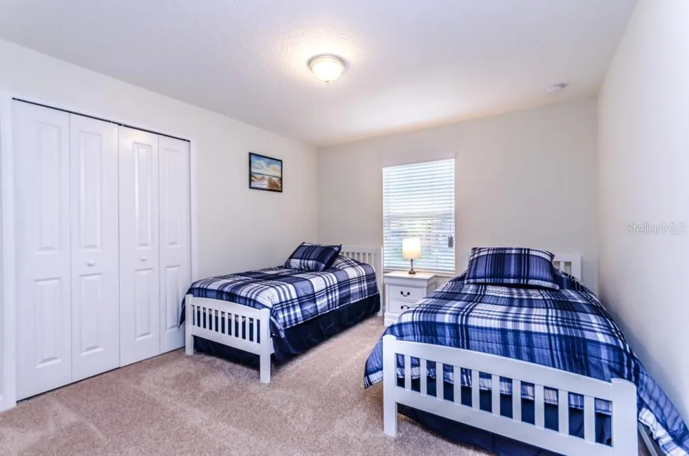 9047 DOGLEG DRIVE Davenport, FL 33896