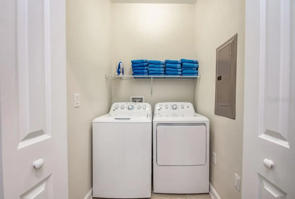 9047 DOGLEG DRIVE Davenport, FL 33896