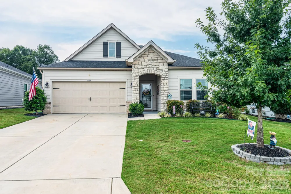 5134 Turtle Creek Drive Denver, NC 28037