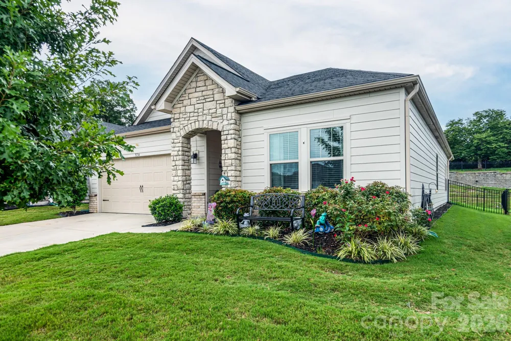 5134 Turtle Creek Drive Denver, NC 28037