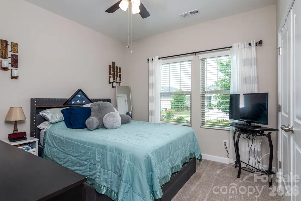 5134 Turtle Creek Drive Denver, NC 28037