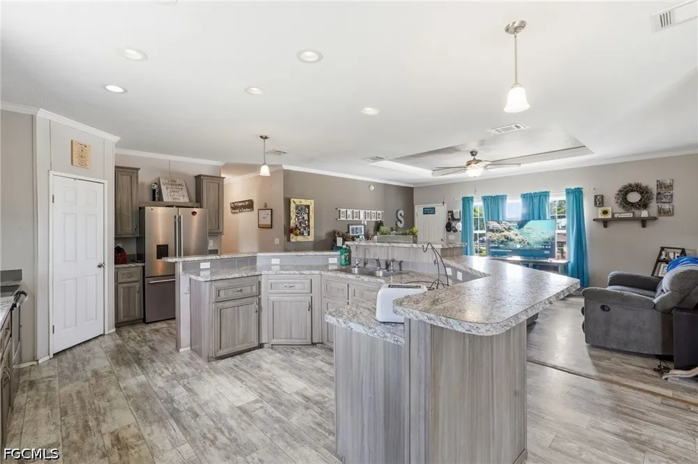 Dustin Drive Labelle, FL 33935