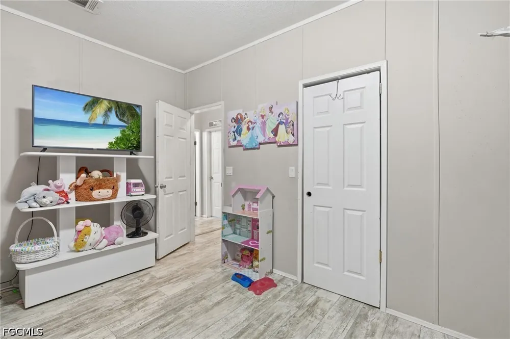 Dustin Drive Labelle, FL 33935