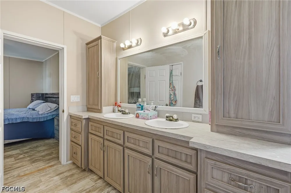 Dustin Drive Labelle, FL 33935
