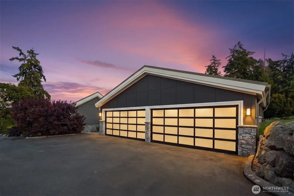 21727 117th Place W Woodway, WA 98020