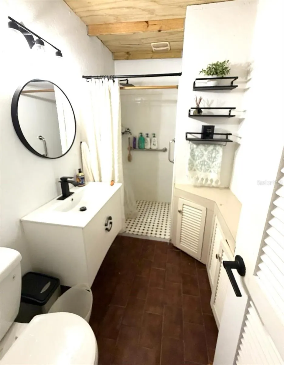 2305 LAUREL #106 San Juan, PR 00913