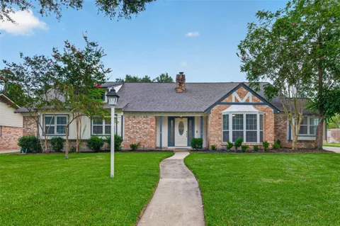 25506 Many Oak Drive