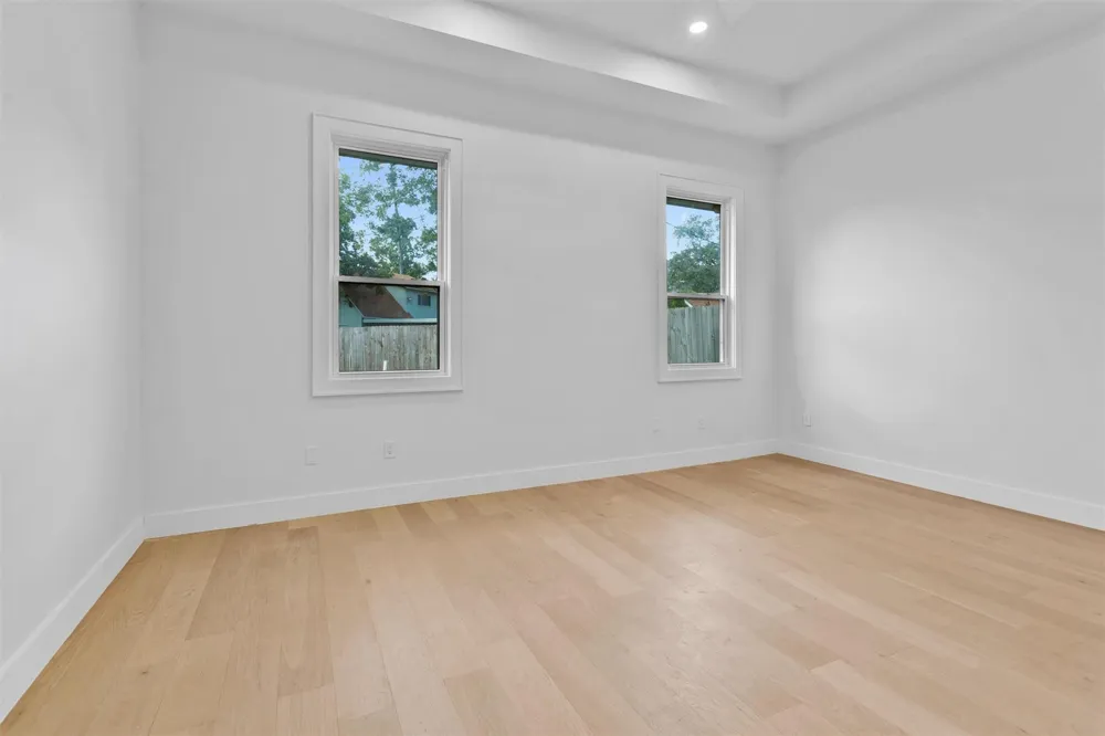 1806 De Milo Drive Houston, TX 77018