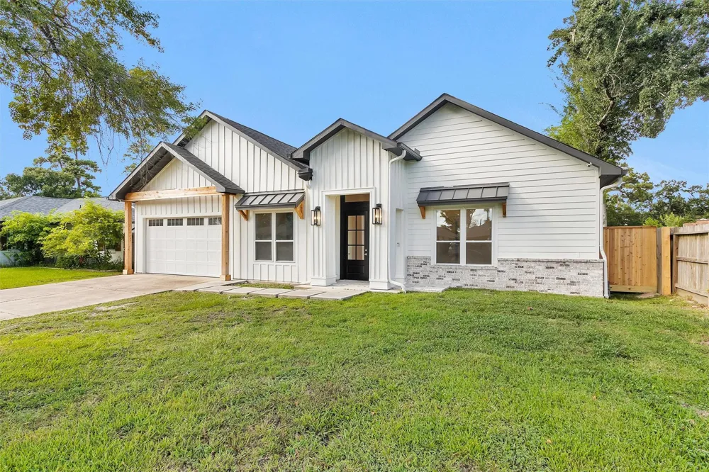 1806 De Milo Drive Houston, TX 77018