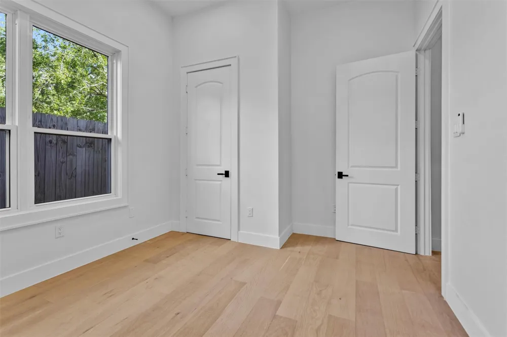 1806 De Milo Drive Houston, TX 77018