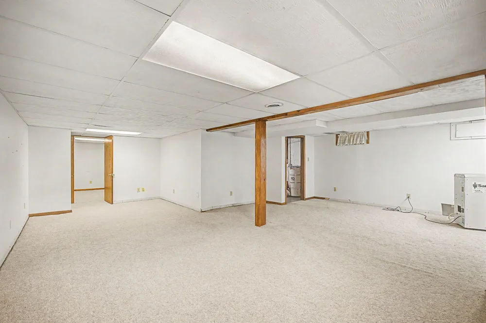 2511 Reynolds Road Jackson, MI 49201