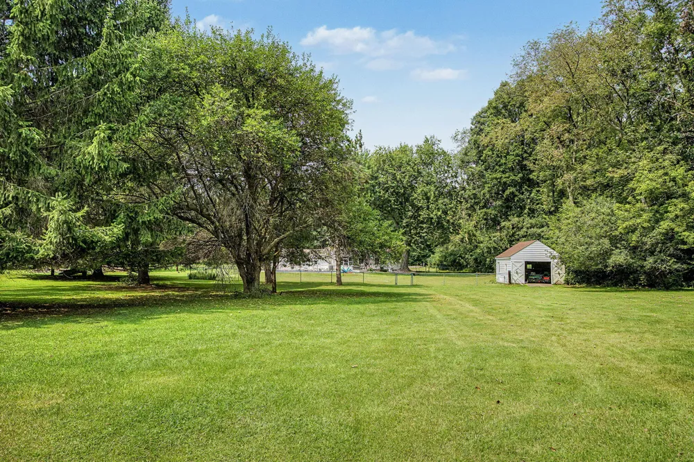 2511 Reynolds Road Jackson, MI 49201