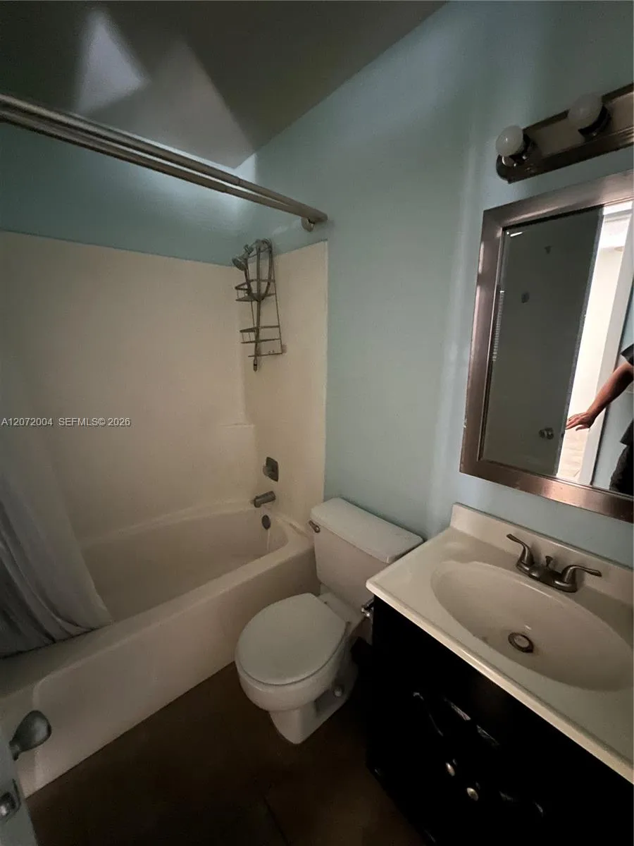 127 Adobe Casa Court Dr #127 Key Largo, FL 33070