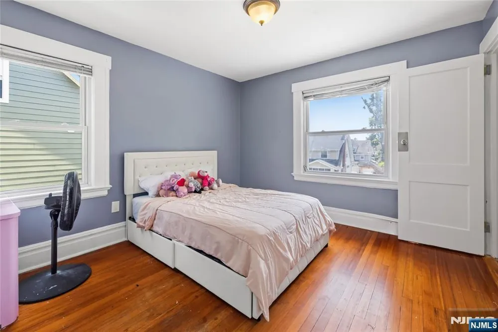 48 Laurel Avenue East Orange, NJ 07017