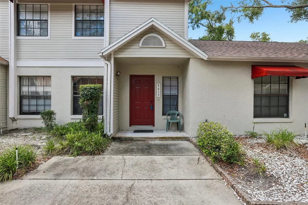 8419 LAURELON PLACE Temple Terrace, FL 33637