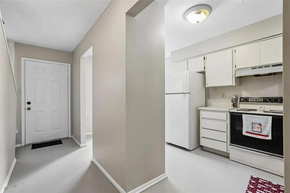 8419 LAURELON PLACE Temple Terrace, FL 33637