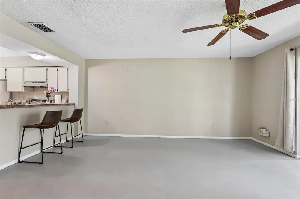 8419 LAURELON PLACE Temple Terrace, FL 33637
