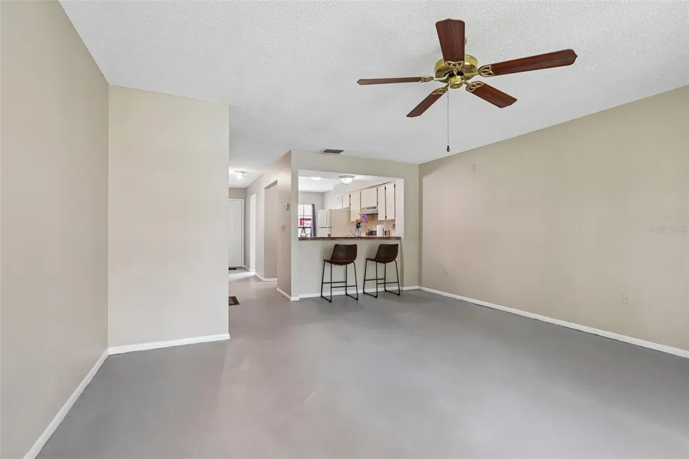 8419 LAURELON PLACE Temple Terrace, FL 33637
