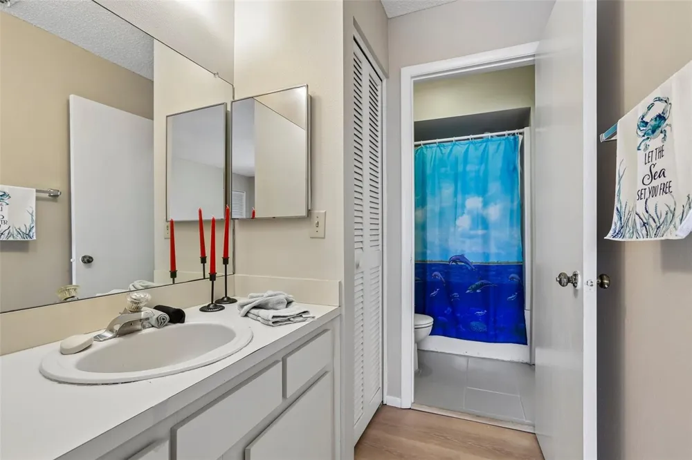 8419 LAURELON PLACE Temple Terrace, FL 33637