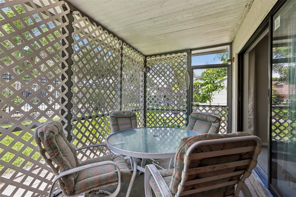 8419 LAURELON PLACE Temple Terrace, FL 33637