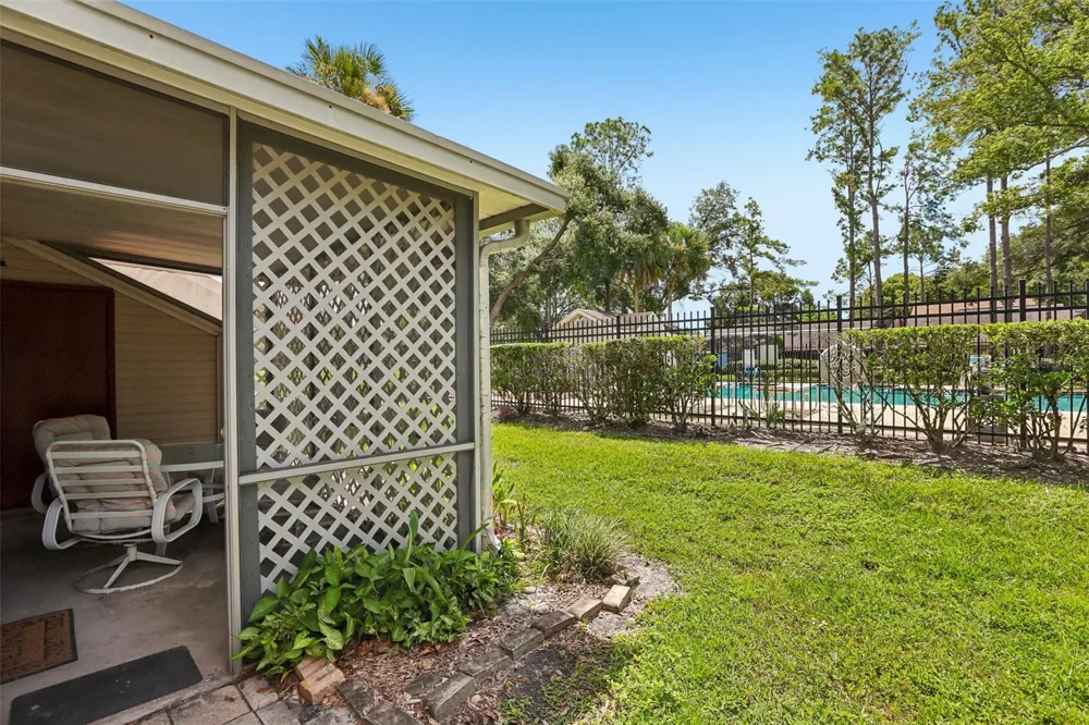 8419 LAURELON PLACE Temple Terrace, FL 33637