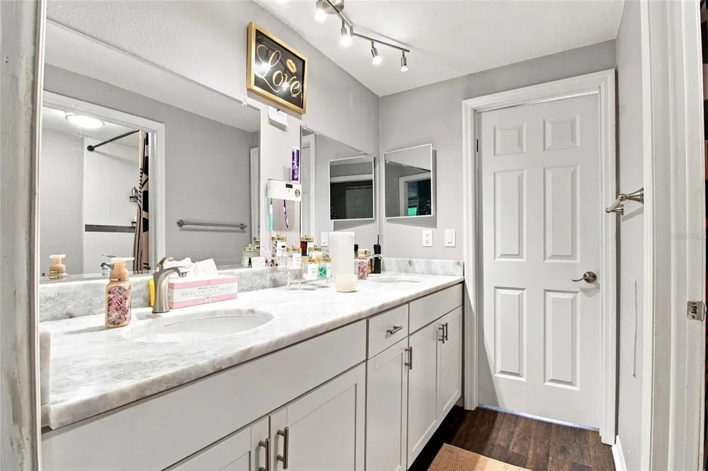 3039 ABBEY COURT Clearwater, FL 33759