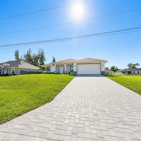 3464 NE 9th Place