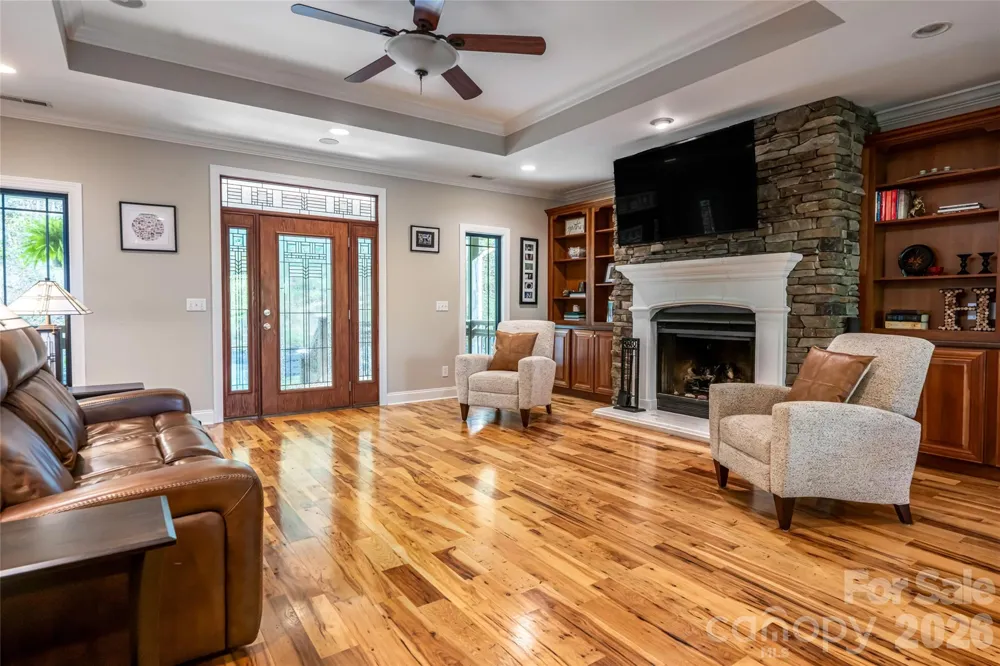 36 Snowshoe Drive Asheville, NC 28803