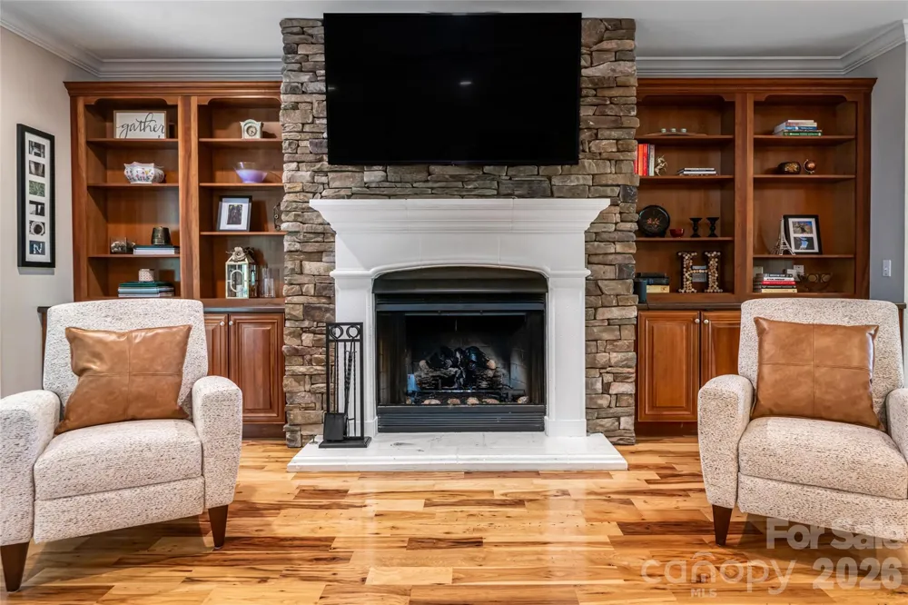 36 Snowshoe Drive Asheville, NC 28803