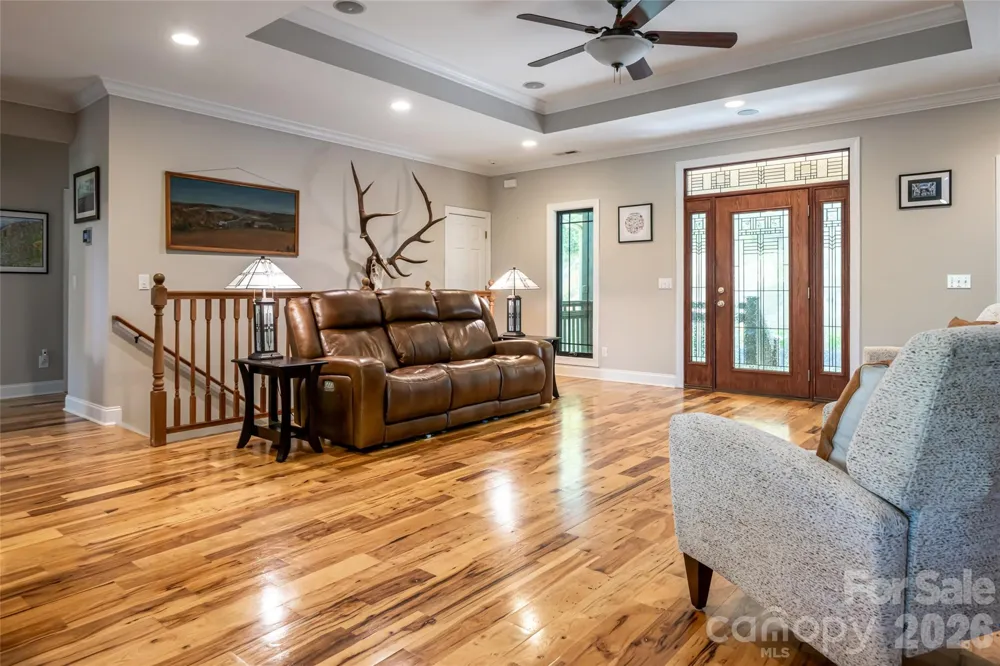 36 Snowshoe Drive Asheville, NC 28803