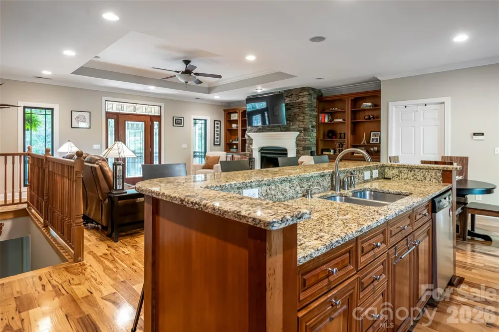 36 Snowshoe Drive Asheville, NC 28803