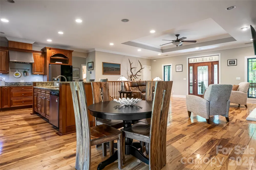 36 Snowshoe Drive Asheville, NC 28803