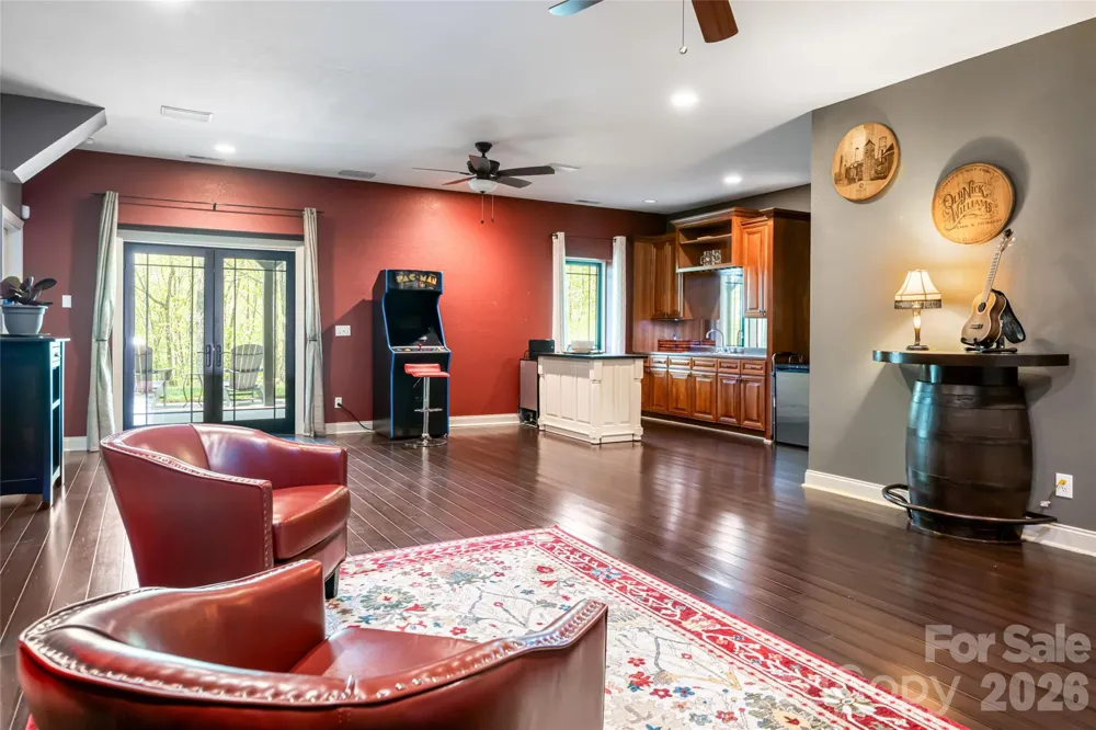 36 Snowshoe Drive Asheville, NC 28803