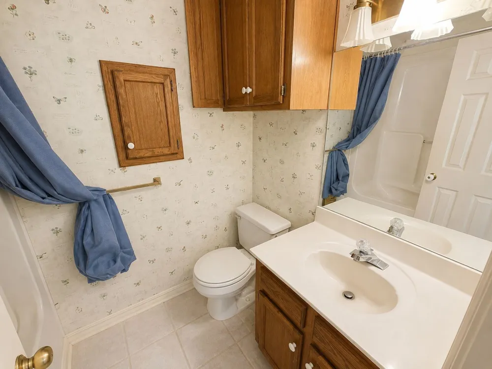200 Lakewood Drive Longview, TX 75604