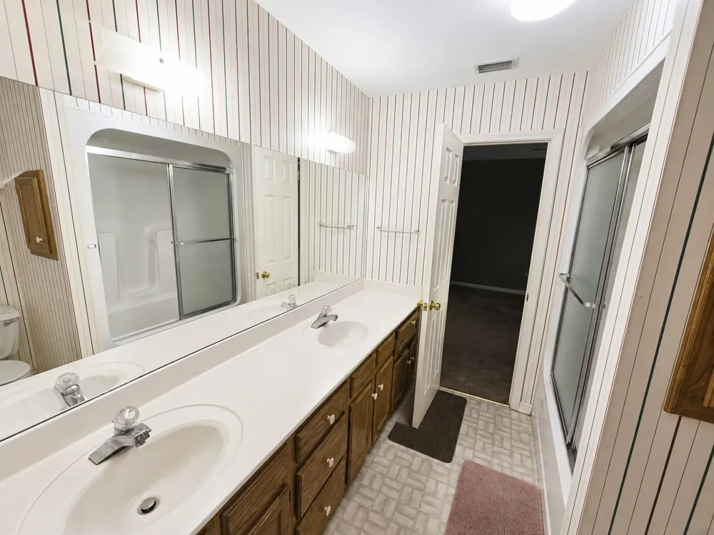 200 Lakewood Drive Longview, TX 75604