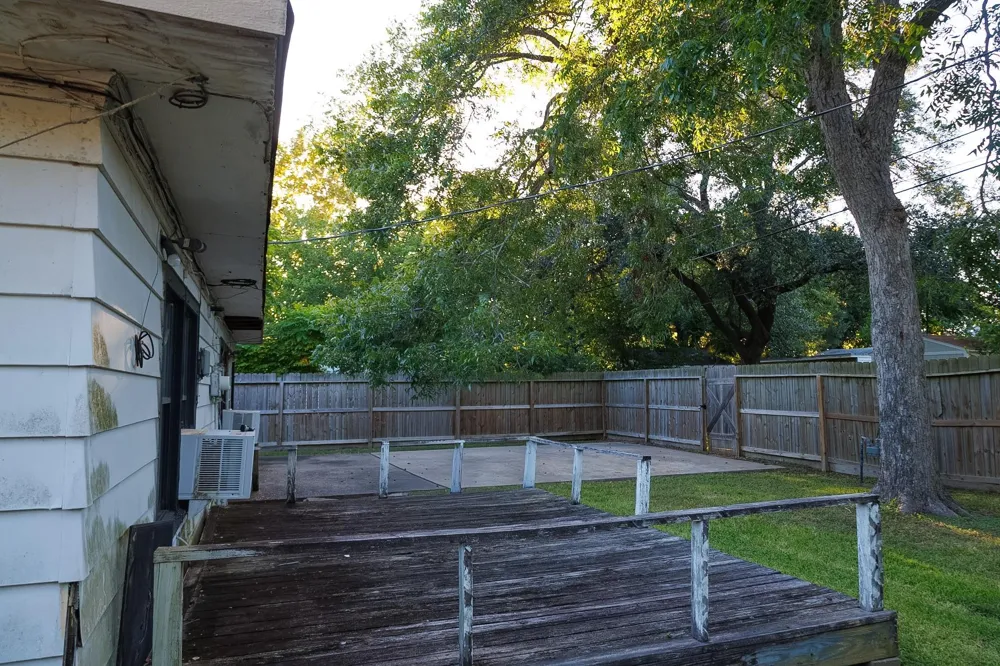 1514 1st Avenue Texas City, TX 77590