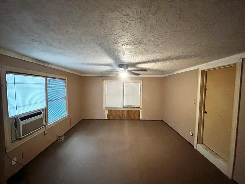 1514 1st Avenue Texas City, TX 77590