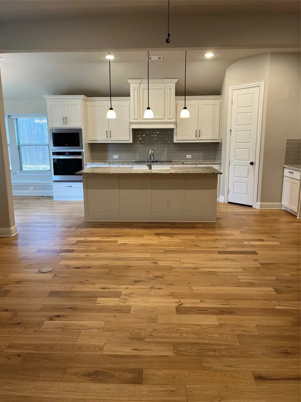 118 Jazlyn Drive Keene, TX 76059