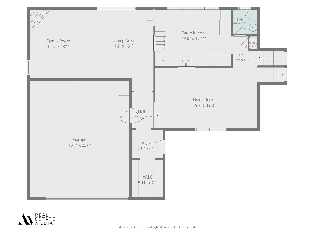 69601 Christiann Creek Drive Edwardsburg, MI 49112