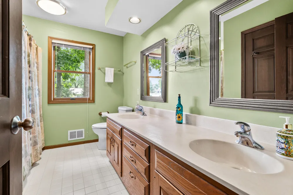 3029 Coachlite Avenue Portage, MI 49024