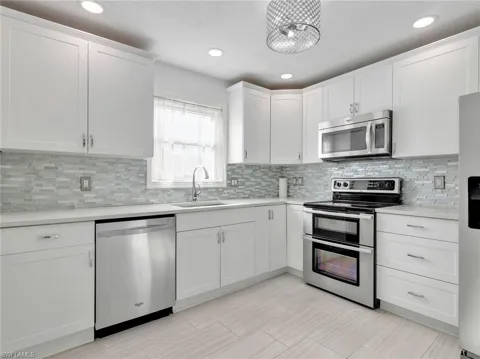 1494 Trafalgar Lane #C