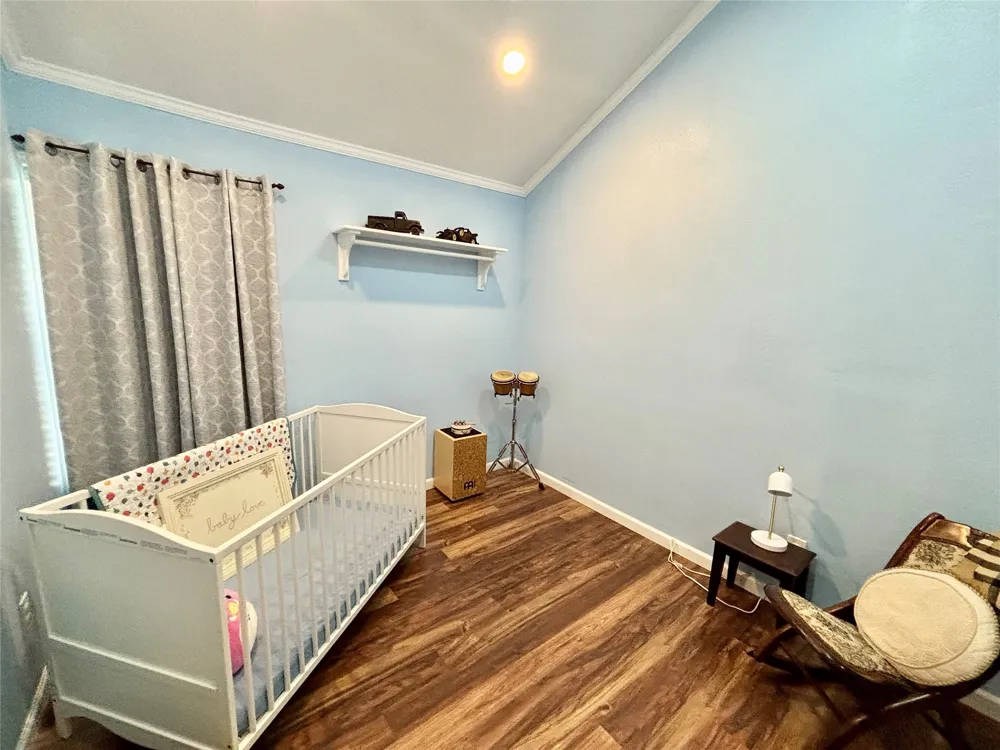 225 California Drive Glenn Heights, TX 75154