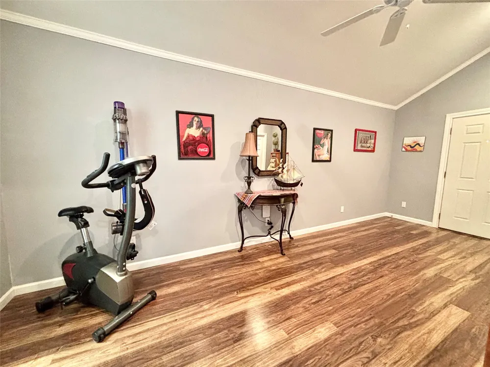 225 California Drive Glenn Heights, TX 75154